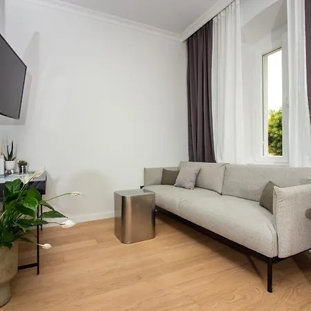 Maroen Lux And Old Town Apartment Split